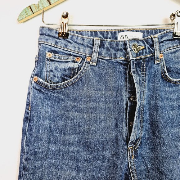 Zara Girlfriend Style Wide Leg Button Fly Distressed Holey Jeans, 6 - Picture 4 of 8